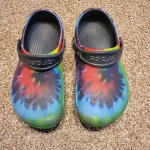 Sz 6 Tie Die Crocs